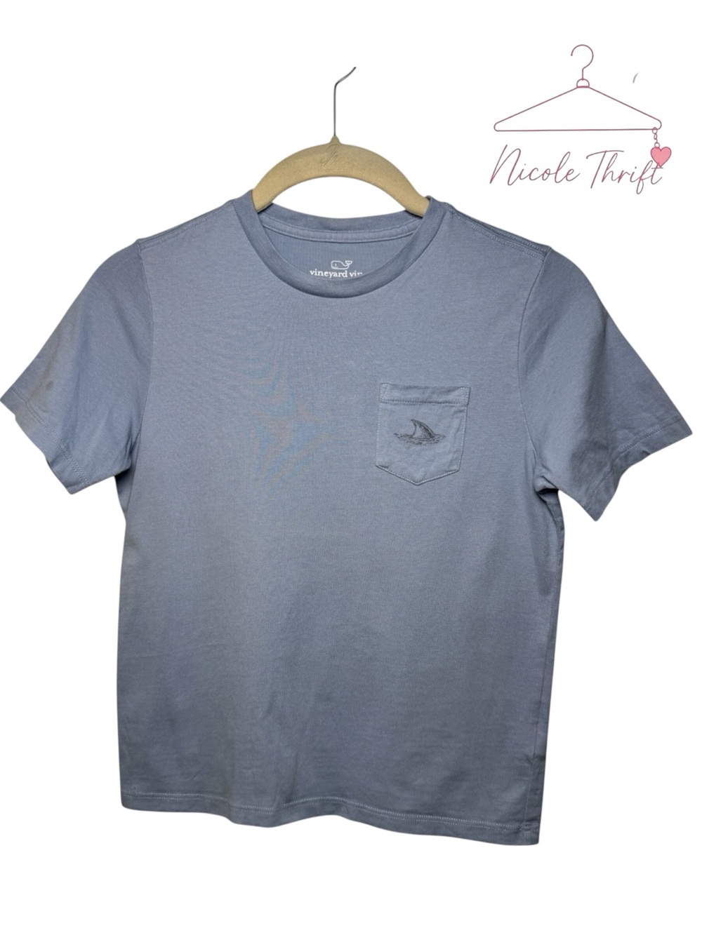 Vineyard Vines Boys Size 7 Blue Shark Graphic Pocket T Shirt
100% Cotton